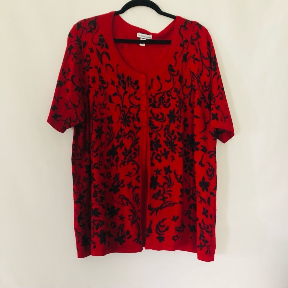 Knit Short sleeve cardigan,l 2X Snap Button Round Neck Floral Red Black Plus